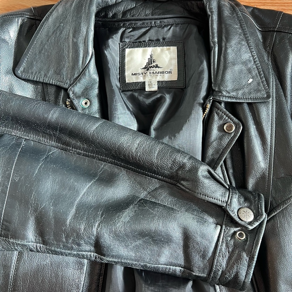 Misty Harbor Men's Large Black Leather Oversized Jacket